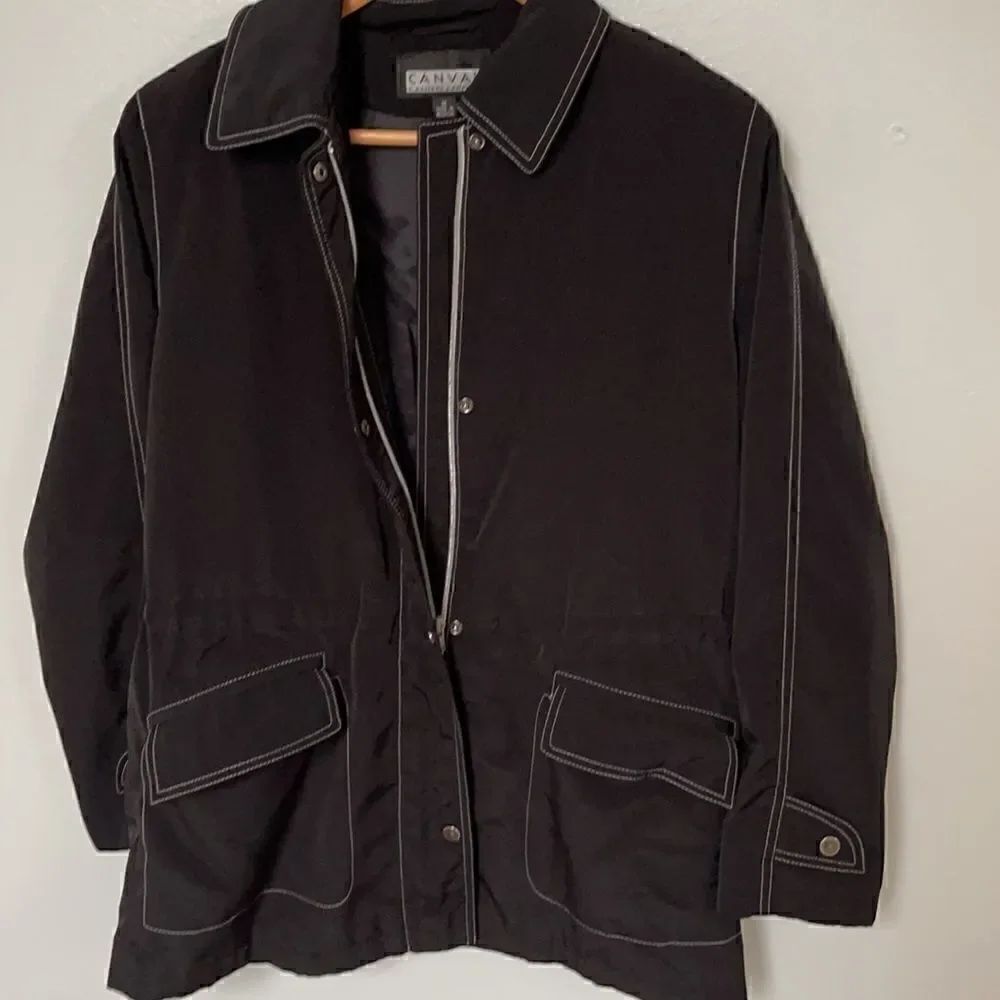Gallery Jacket by Canvas. Size Medium. - Picture 5 of 8